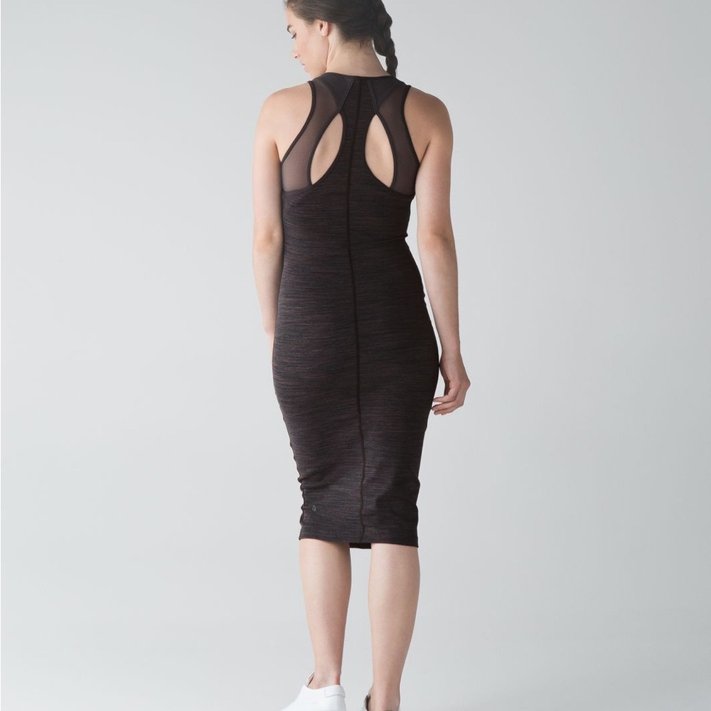 RARE Lululemon Globetrotter Dress 8 wee are from space LUON